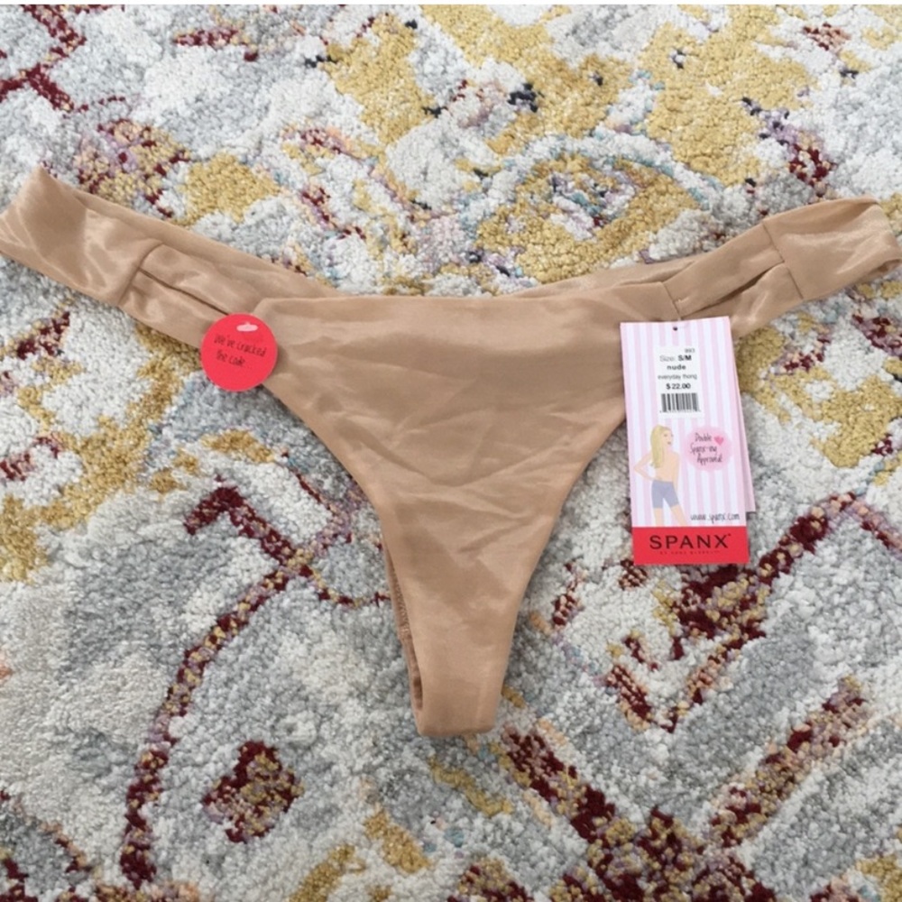 NWT Spanx Nude Thong Size S/M